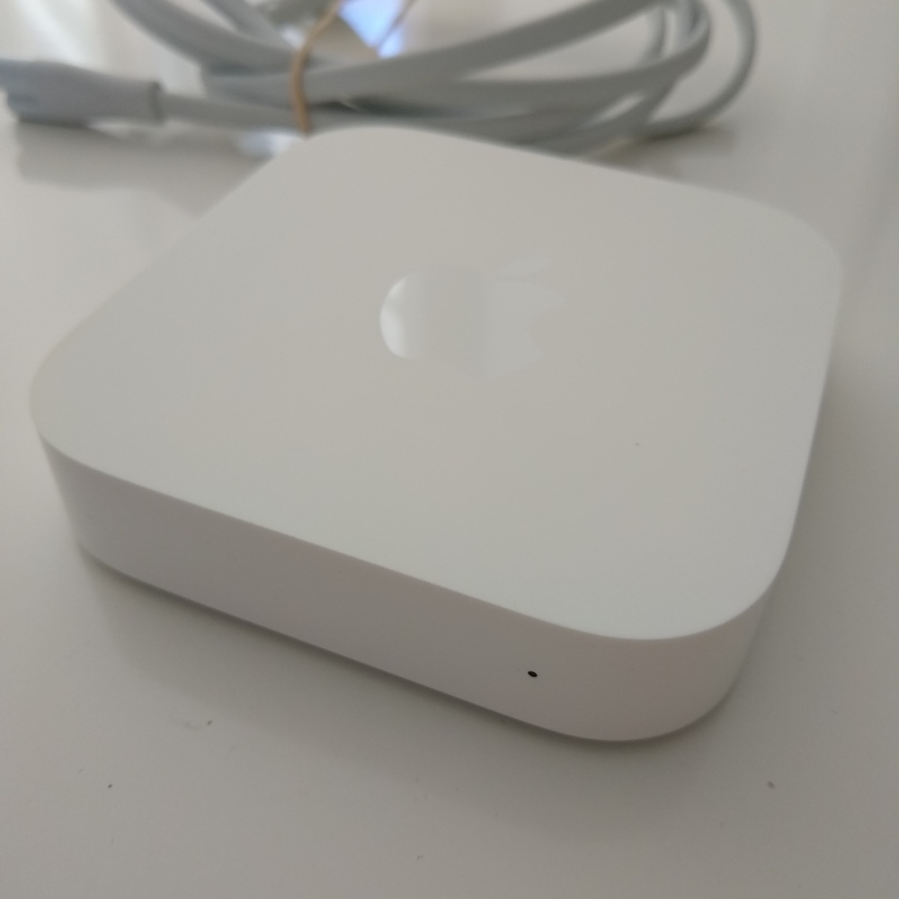 Apple Airport Express A1392 2nd Gen. Router